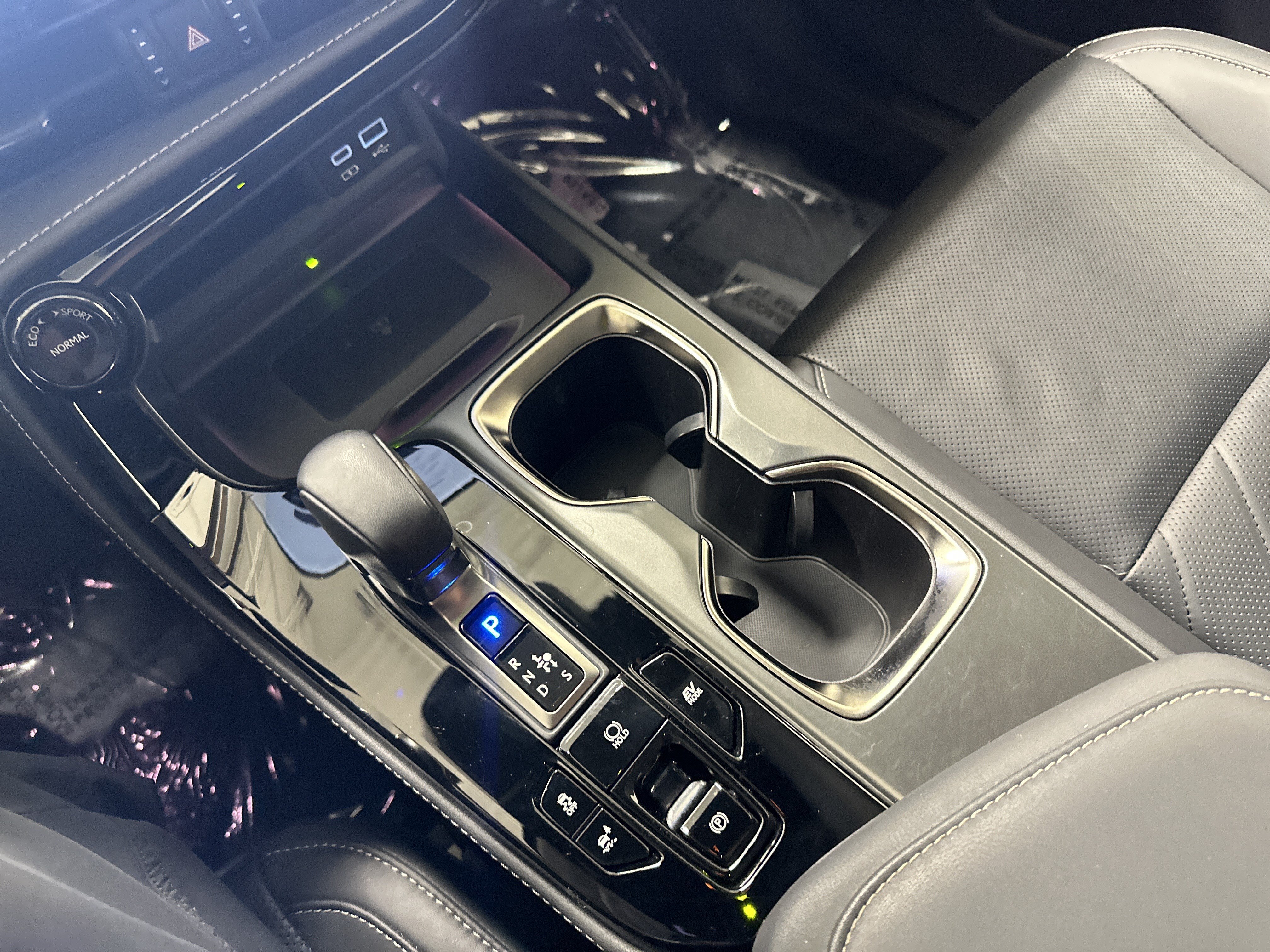 Used 2024 Lexus NX 350h AWD w/ Vision Package image 26