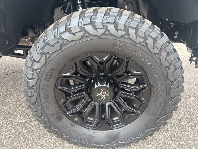 Used 2025 Ford F250 Platinum image 29