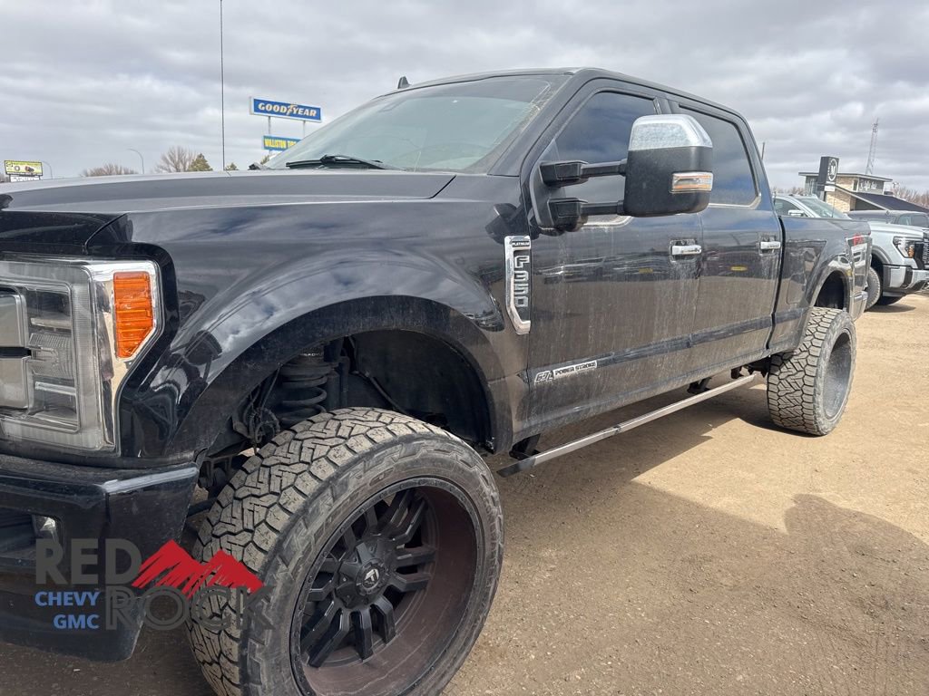 Used 2019 Ford F350 Platinum w/ Platinum Ultimate Package AWD/4WD image 3