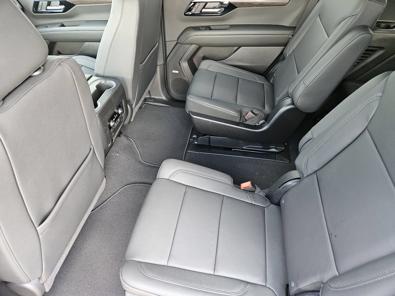 New 2026 Chevrolet Tahoe LT w/ Comfort Package RWD image 25