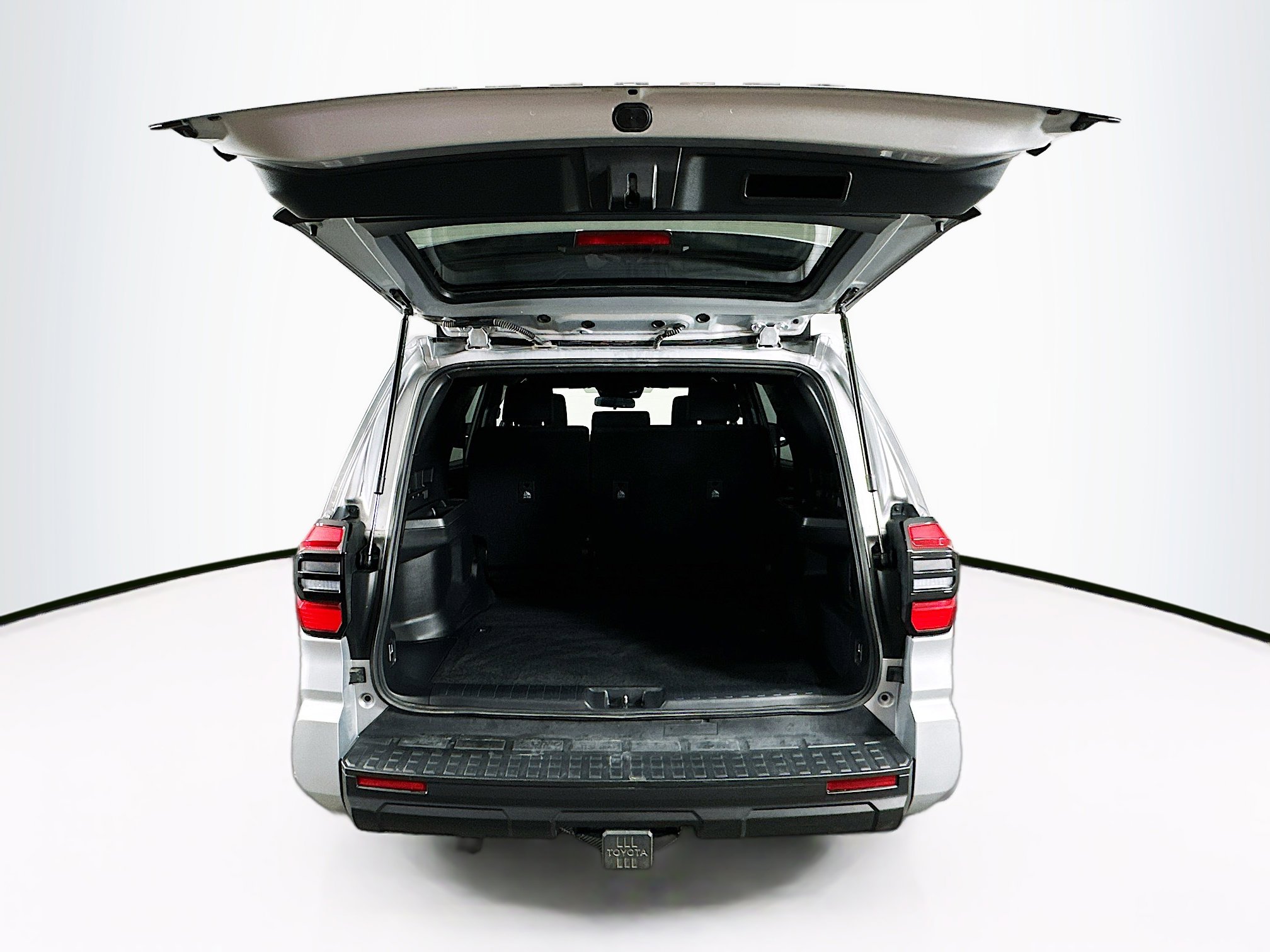 Used 2025 Toyota 4Runner SR5 image 27