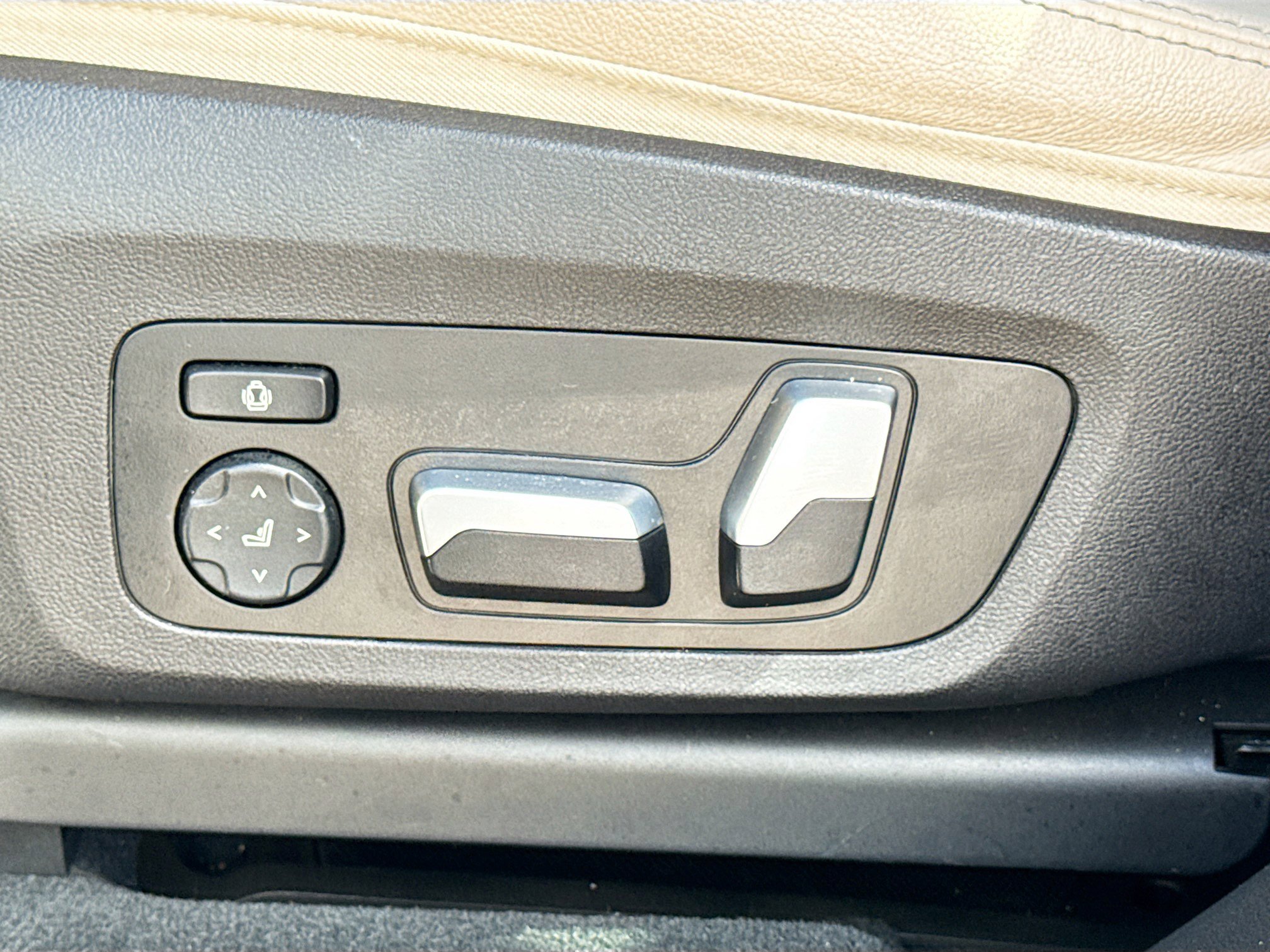 Used 2022 BMW X3 M40i image 25