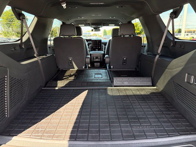 Used 2025 GMC Yukon XL Elevation AWD/4WD image 44