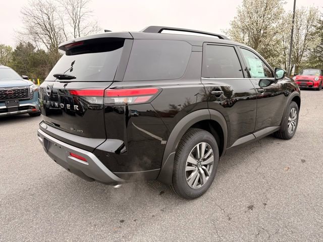 New 2026 Nissan Pathfinder SL image 5