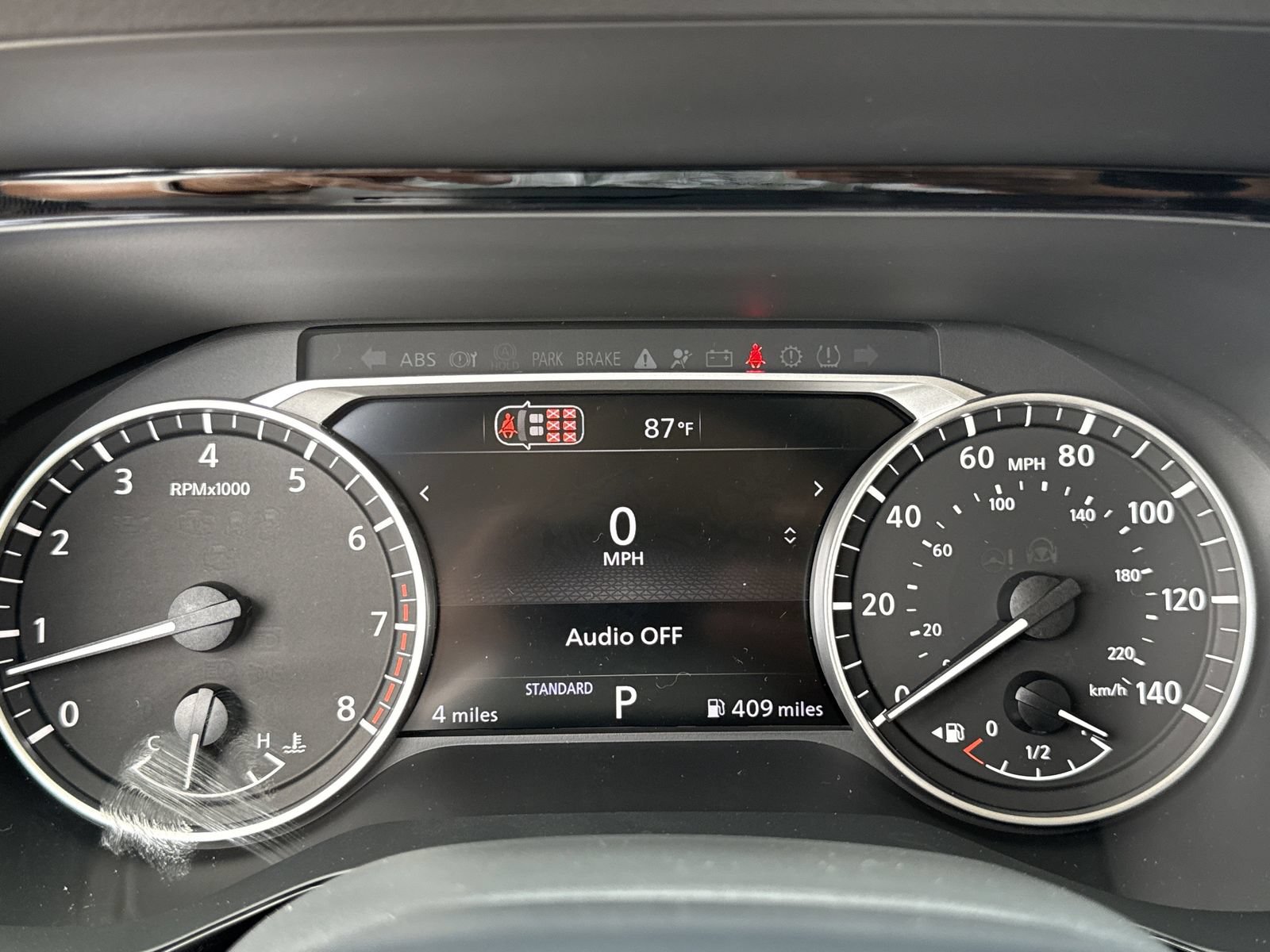 New 2026 Nissan Pathfinder SV w/ SV Premium Package FWD image 12