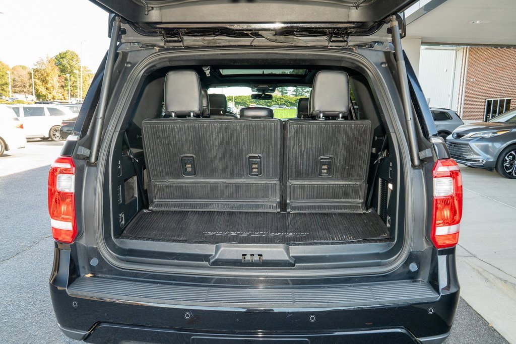 Used 2020 Ford Expedition XLT w/ Equipment Group 202A image 6