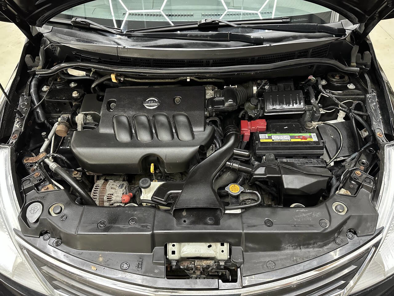 Used 2011 Nissan Versa 1.8 S image 7