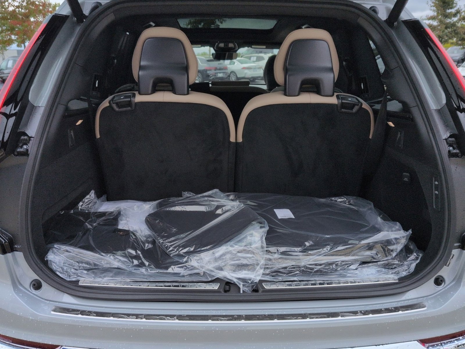 New 2026 Volvo XC90 B6 Ultra w/ Protection Package Premier image 27