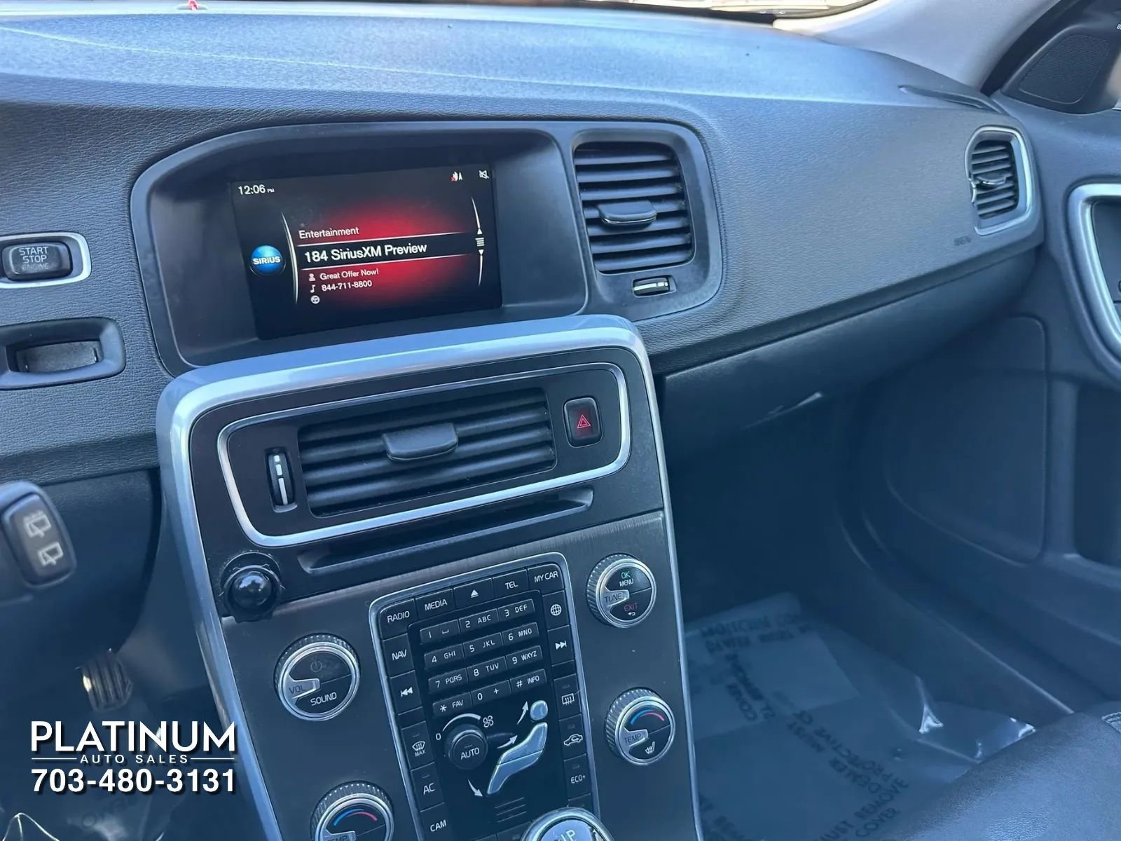 Used 2015 Volvo V60 T5 Premier image 10