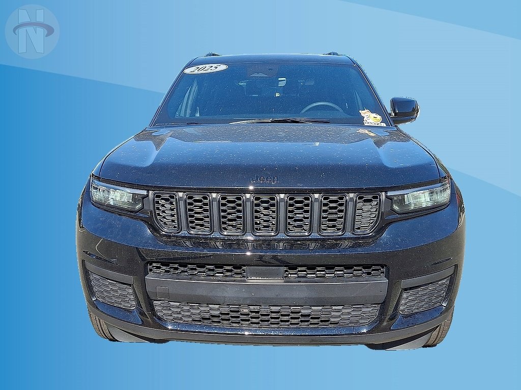 Certified 2025 Jeep Grand Cherokee L Altitude AWD/4WD image 21