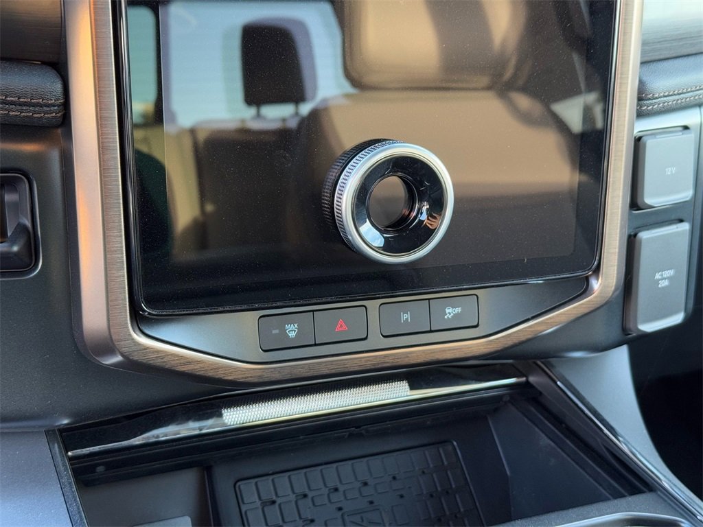 New 2025 Ford F150 Lightning Lariat image 14