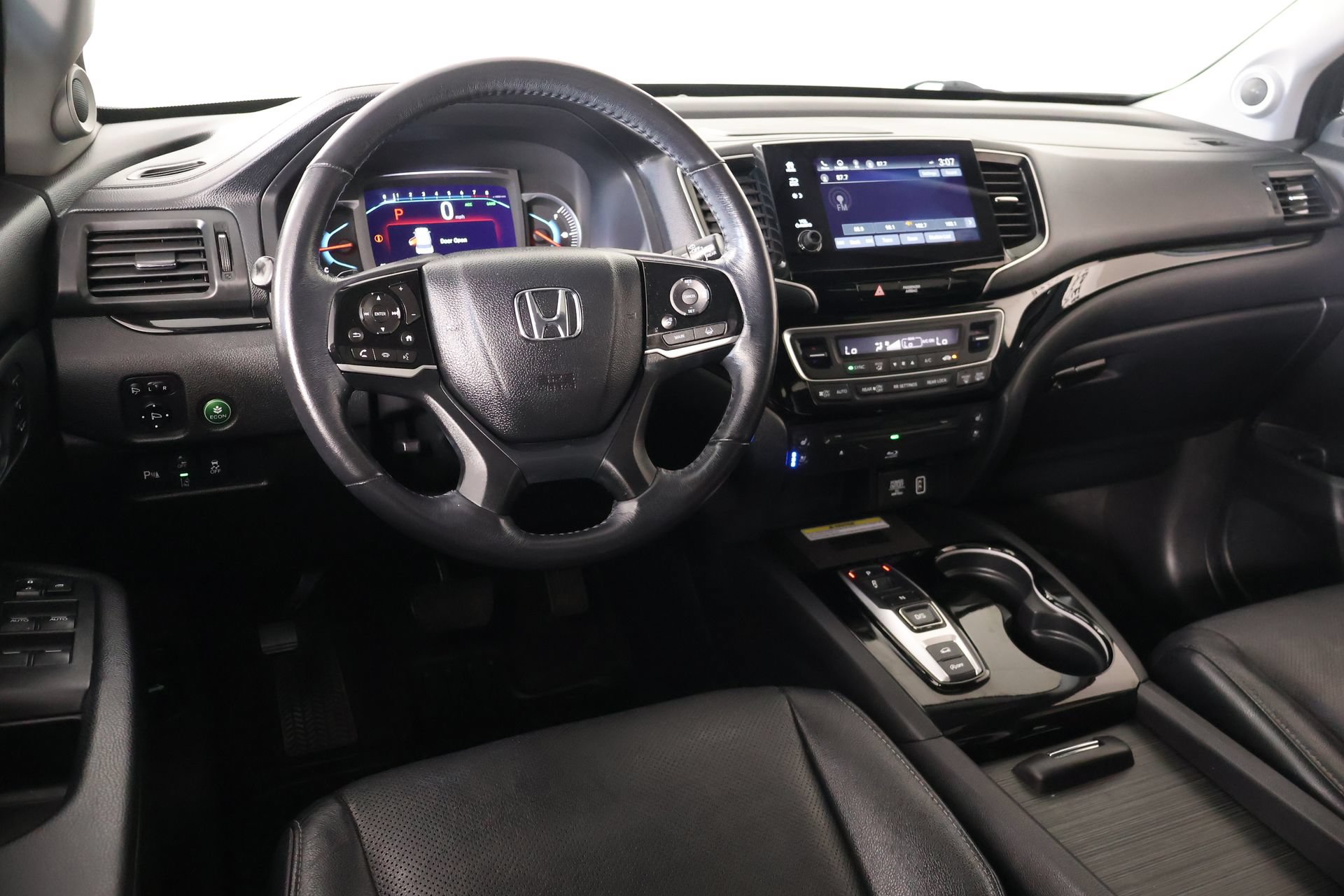 Used 2019 Honda Pilot Elite image 2