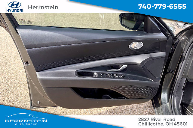 Used 2024 Hyundai Elantra SEL FWD image 10