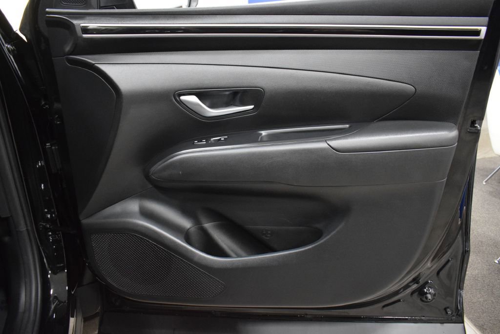 Used 2022 Hyundai Santa Cruz SEL w/ Activity Package image 17