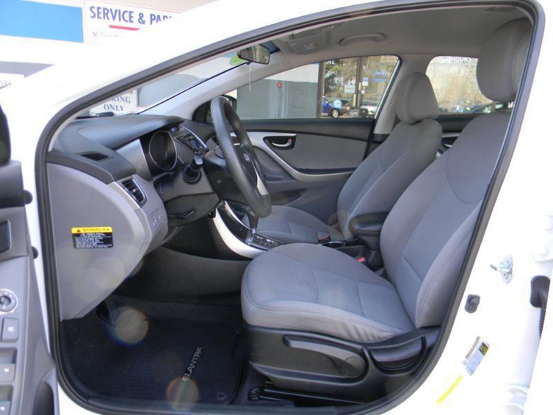 Used 2013 Hyundai Elantra GLS FWD image 11