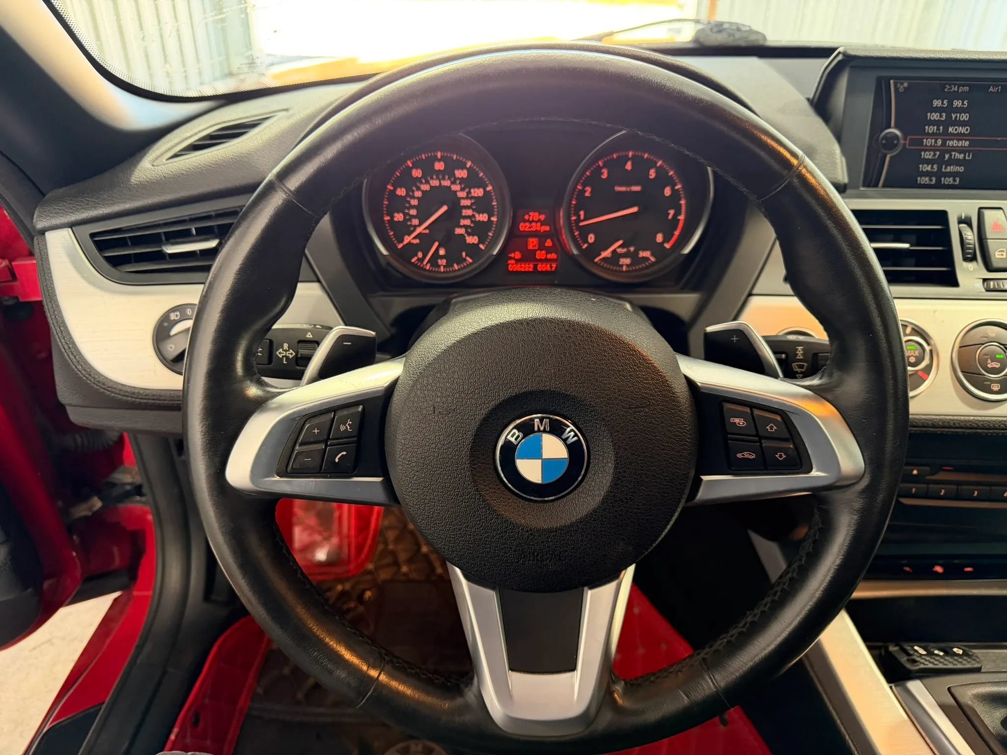 Used 2012 BMW Z4 sDrive28i w/ Sport Pkg RWD image 15