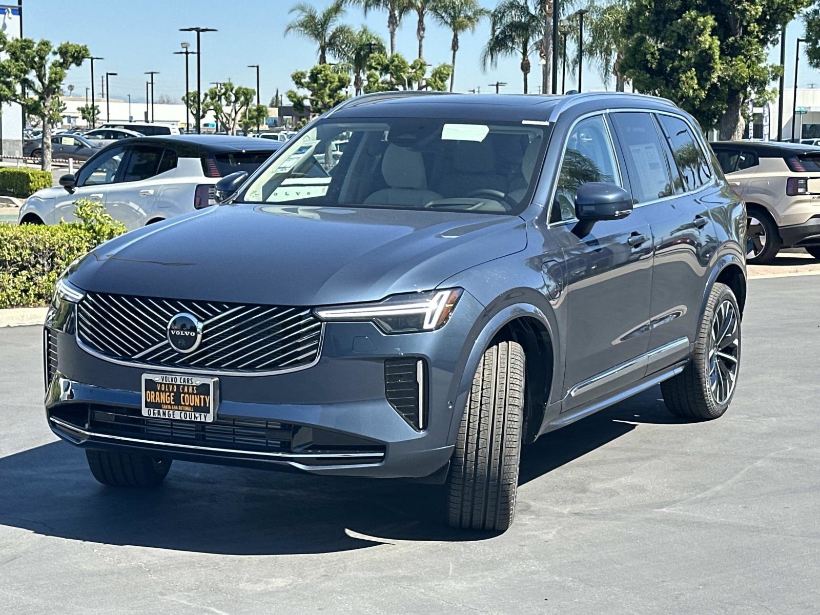 New 2026 Volvo XC90 T8 Ultra w/ Protection Package Premier image 3