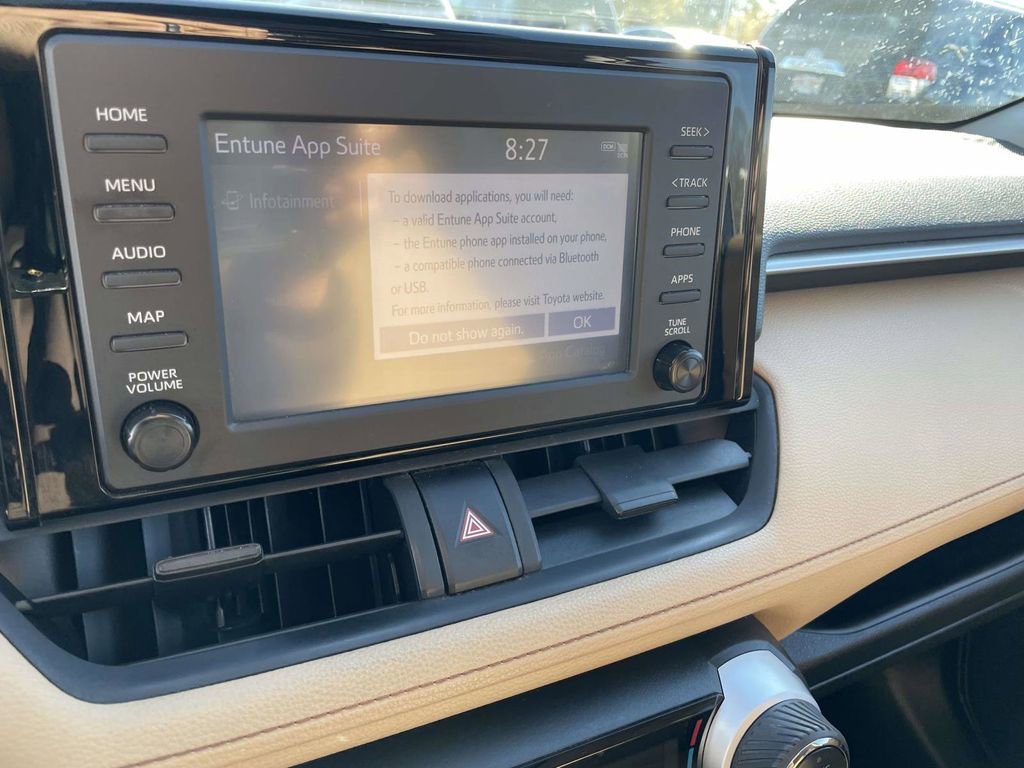 Used 2019 Toyota RAV4 XLE AWD/4WD image 38