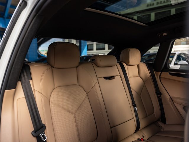 New 2026 Porsche Macan S image 38