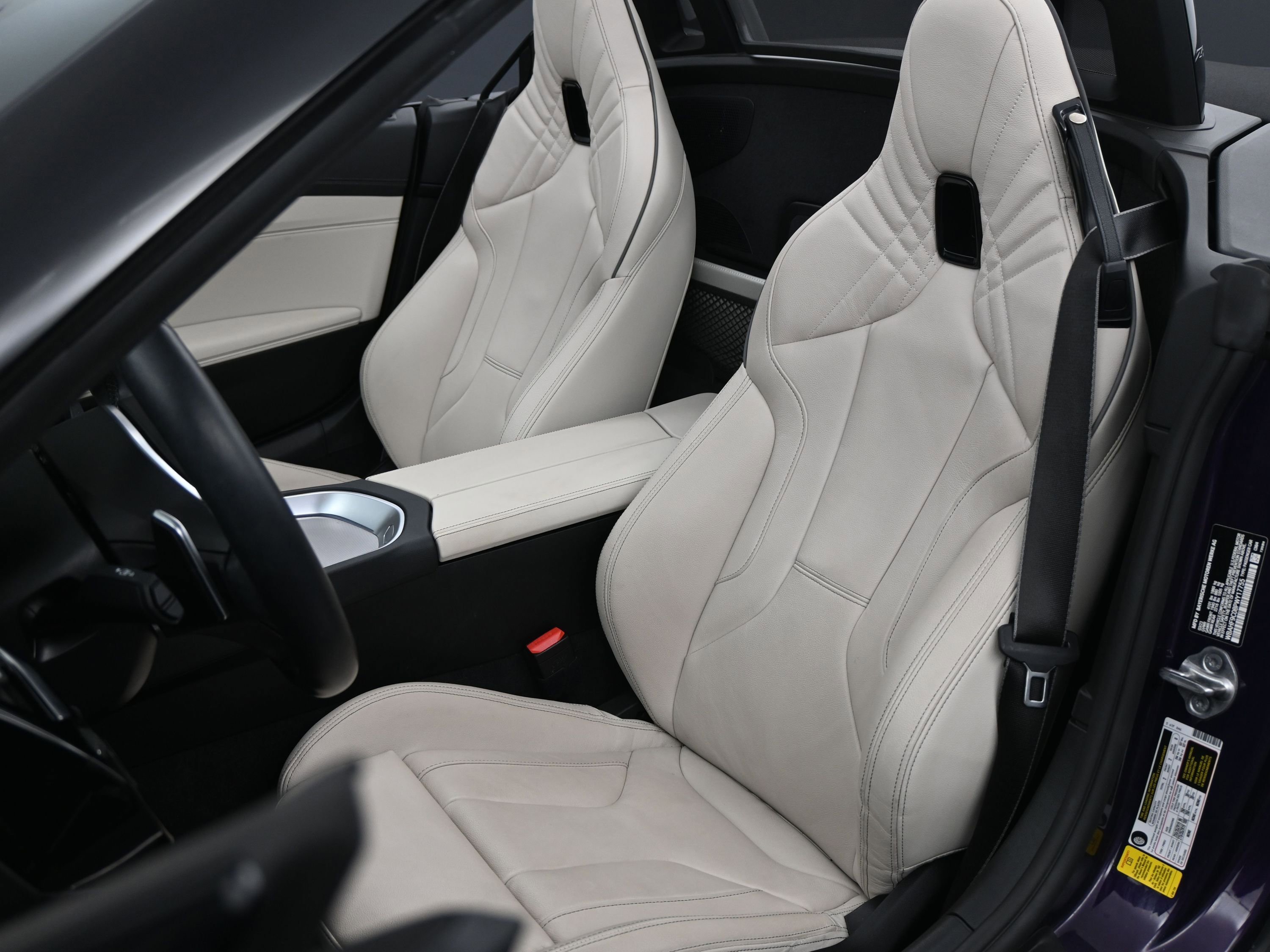 Used 2023 BMW Z4 M40i w/ Premium Package image 6