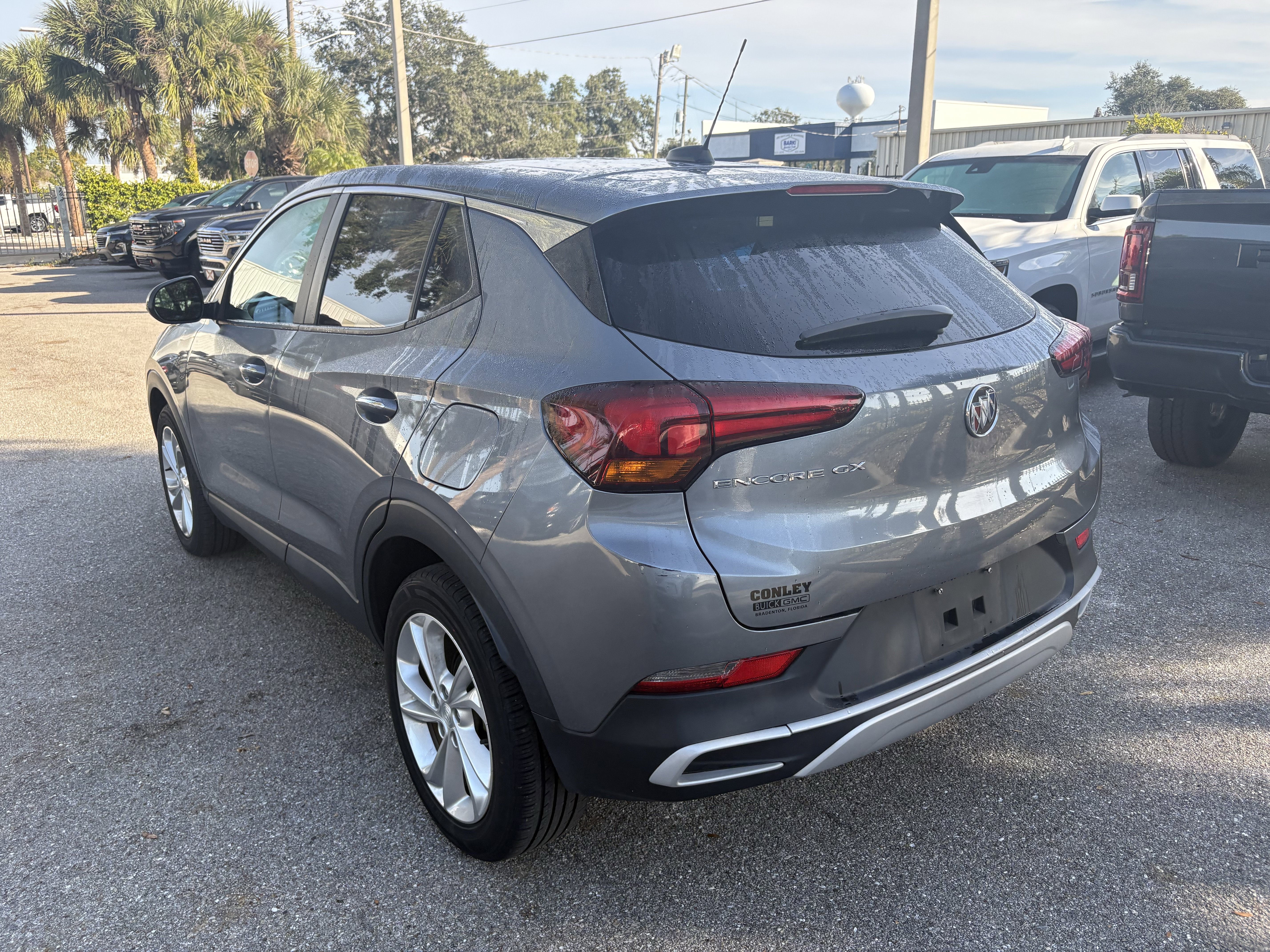 Used 2021 Buick Encore GX Preferred image 5