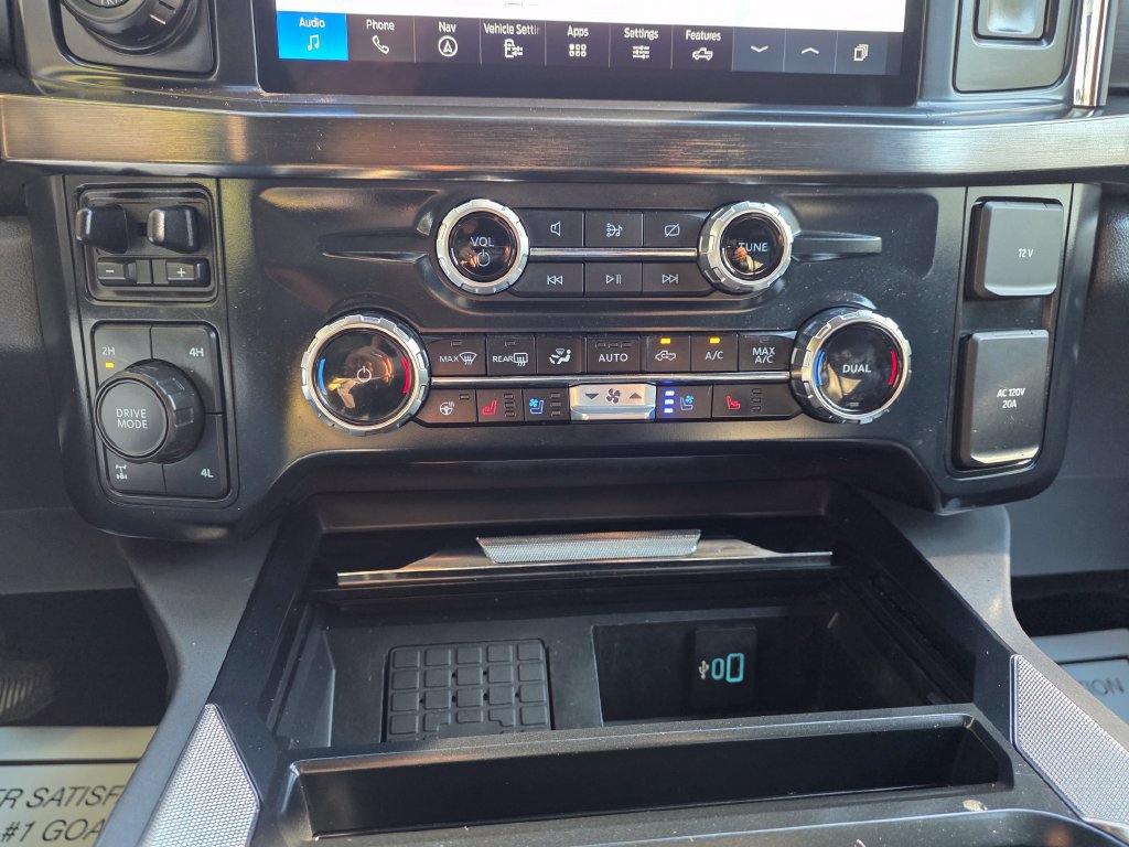 Used 2024 Ford F250 Lariat w/ Lariat Ultimate Package AWD/4WD image 33