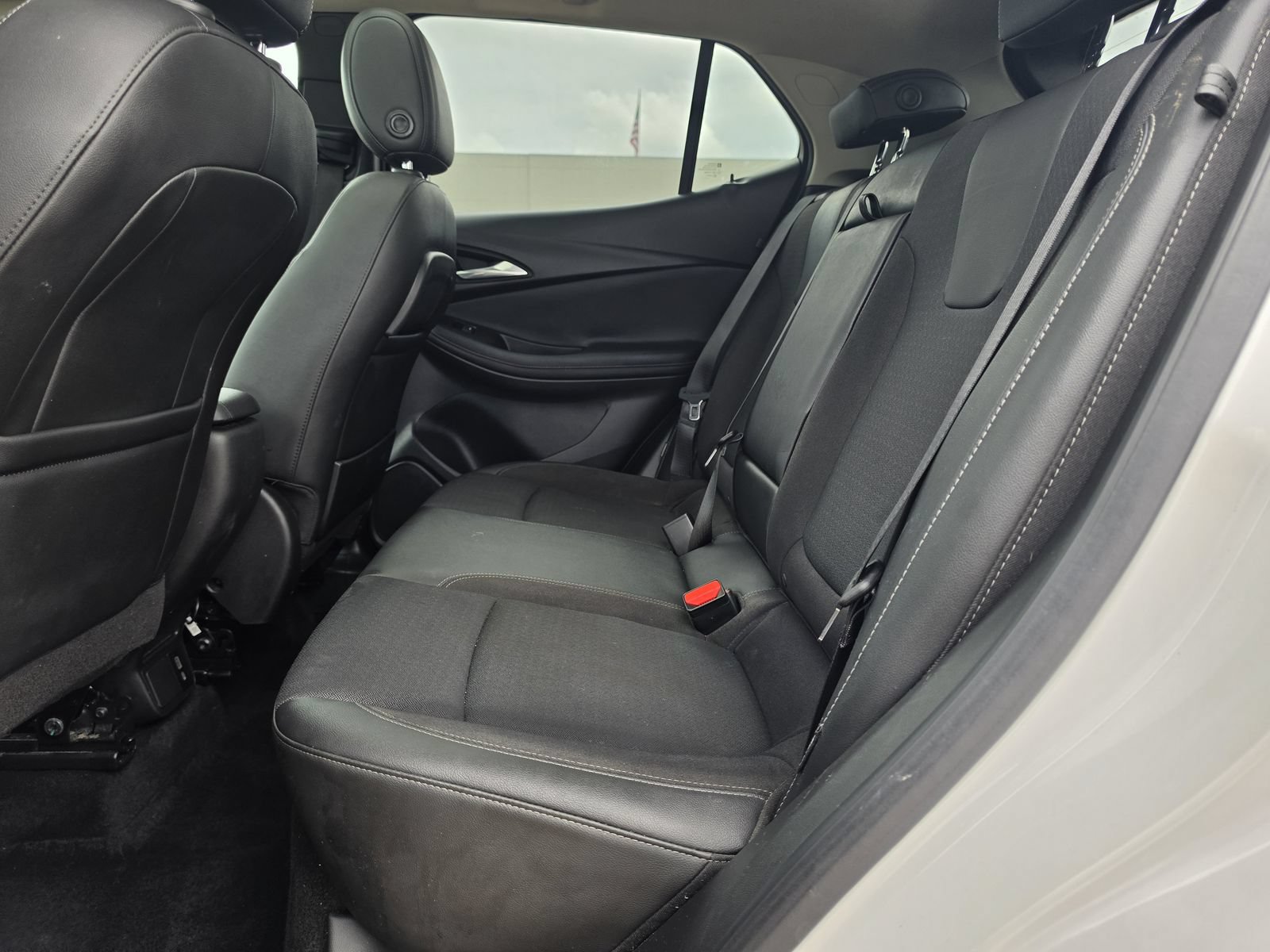 Used 2021 Buick Encore GX Select w/ Experience Buick Package FWD image 16
