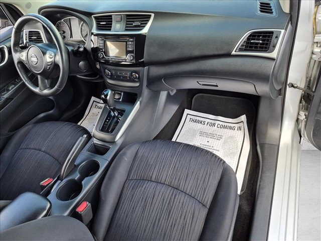 Used 2016 Nissan Sentra SV FWD image 21