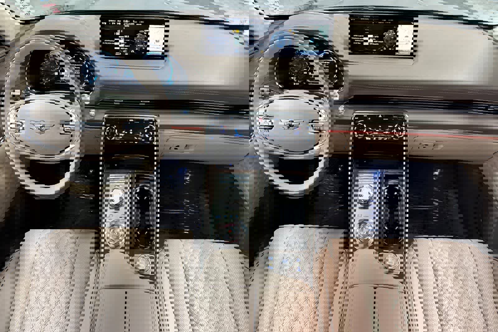 Used 2023 Genesis GV80 3.5T image 3