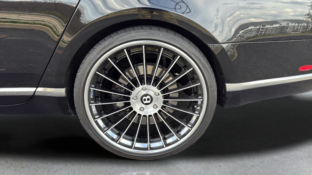 Used 2013 Bentley Mulsanne RWD image 17