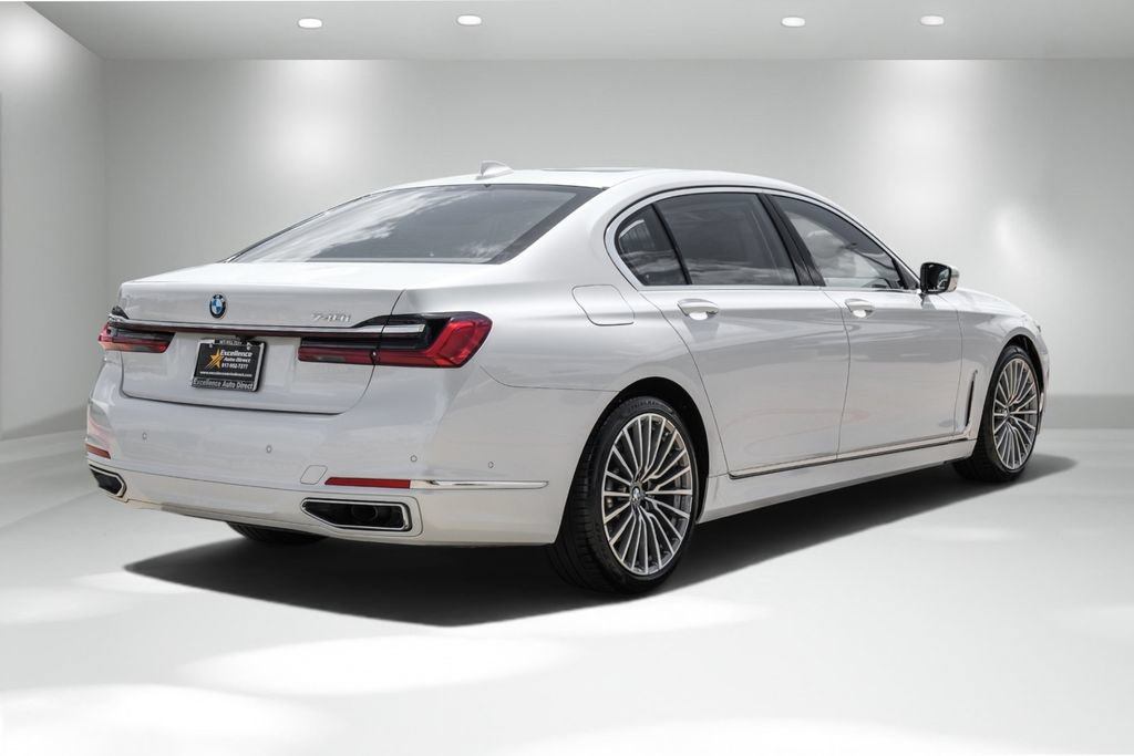 Used 2020 BMW 740i w/ Premium Package RWD image 7