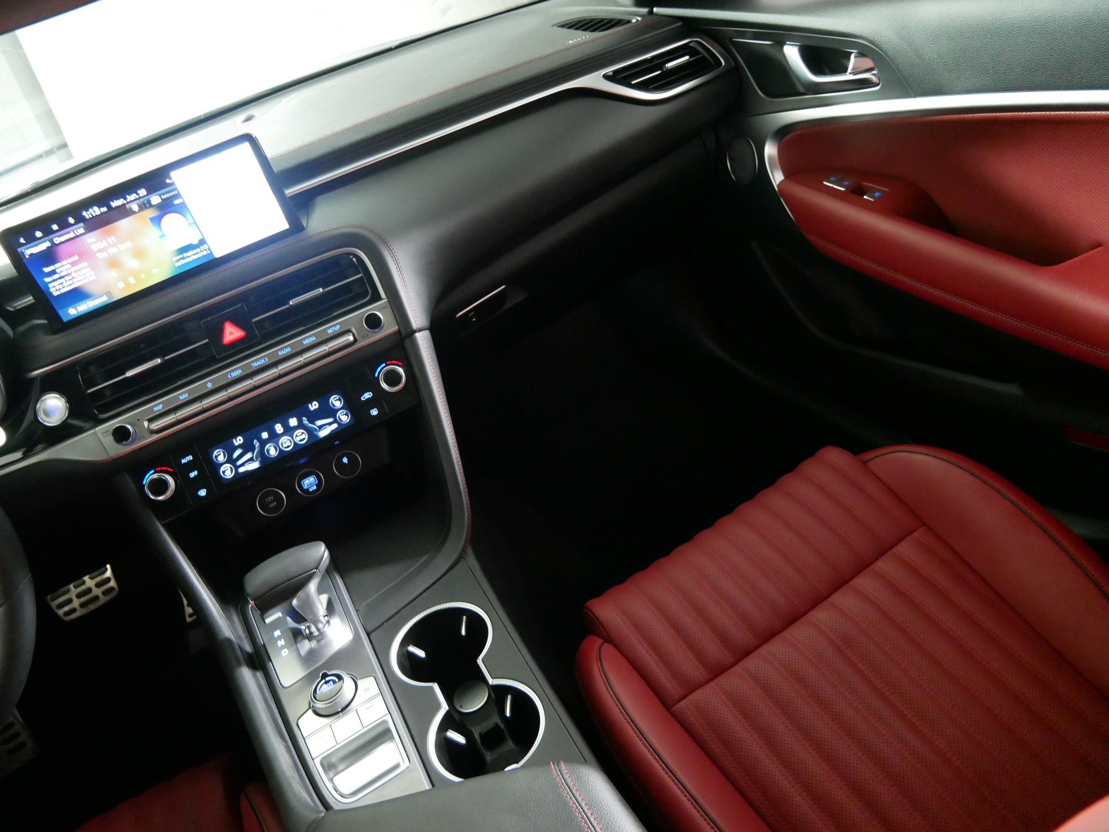 Certified 2026 Genesis G70 3.3T Sport Prestige AWD/4WD image 11