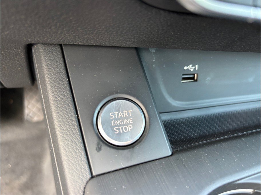 Used 2019 Audi A4 2.0T Premium w/ Convenience Package AWD/4WD image 24