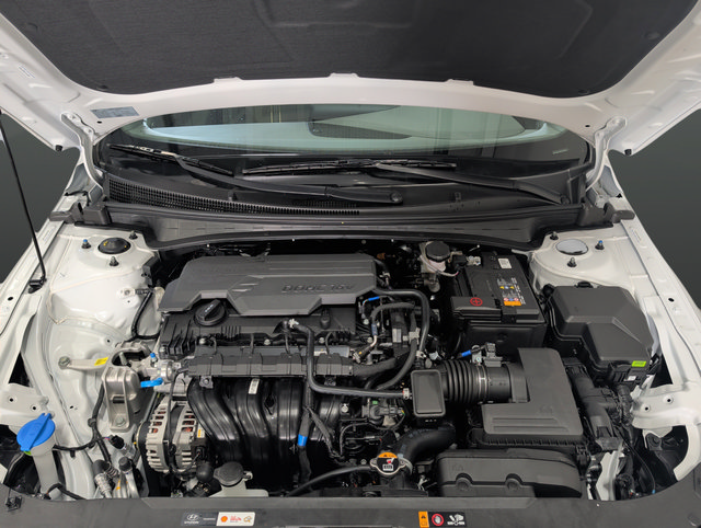 New 2026 Hyundai Elantra SEL Sport Premium w/ Cargo Package FWD image 35