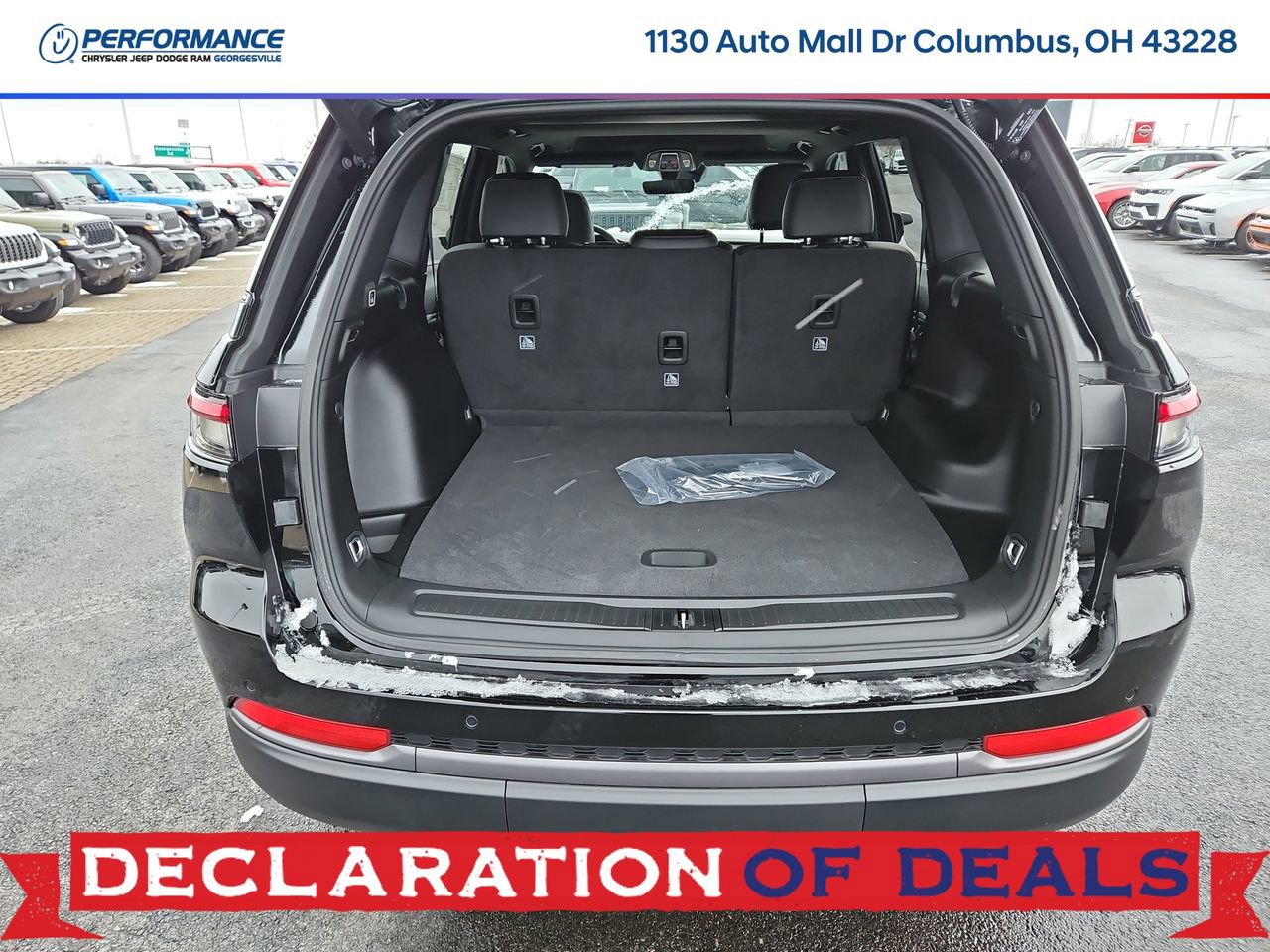 New 2026 Jeep Grand Cherokee Laredo image 11