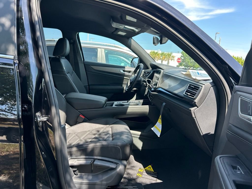 New 2026 Volkswagen Atlas Cross Sport SE FWD image 39