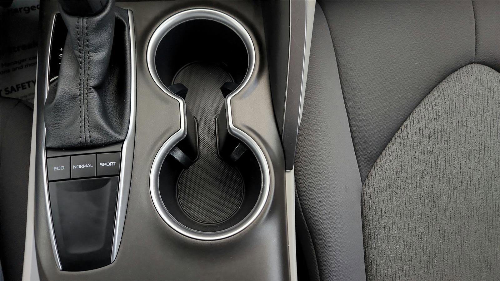 Used 2023 Toyota Camry LE FWD image 33