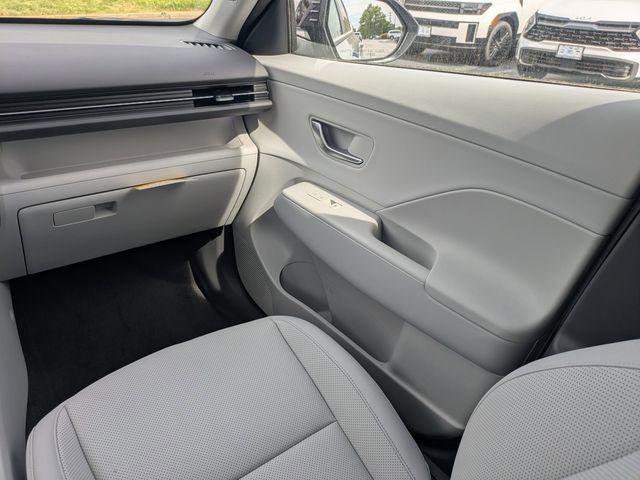New 2026 Hyundai Kona SEL Premium AWD/4WD image 16