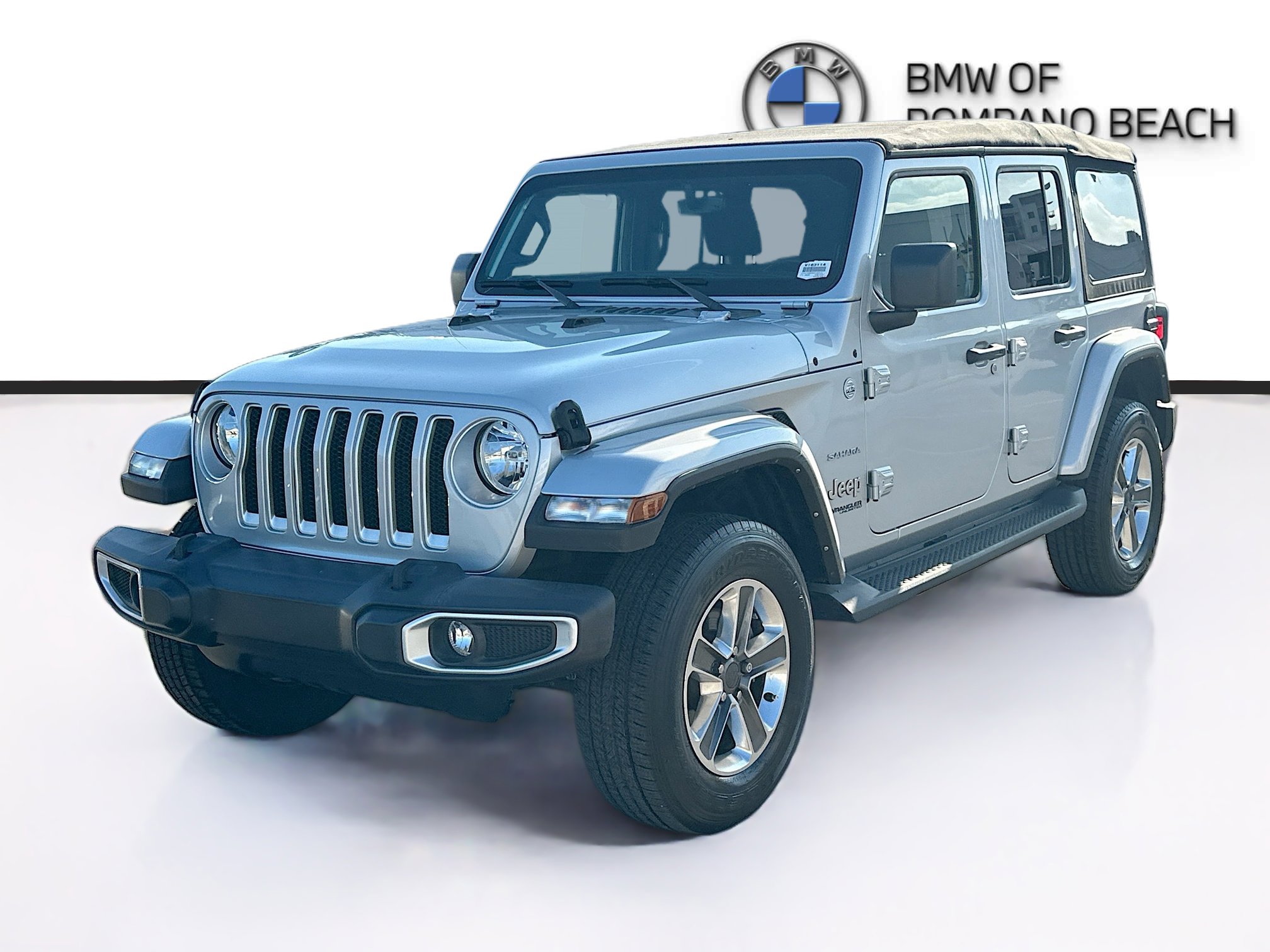Used 2022 Jeep Wrangler Unlimited Sahara image 3