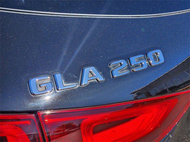 Certified 2021 Mercedes-Benz GLA 250 4MATIC image 16