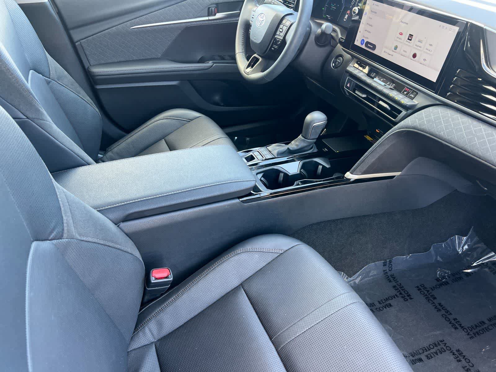 Used 2026 Toyota Camry XLE FWD image 16