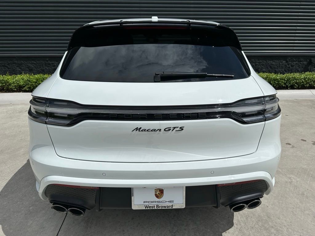 Used 2025 Porsche Macan GTS AWD/4WD image 11