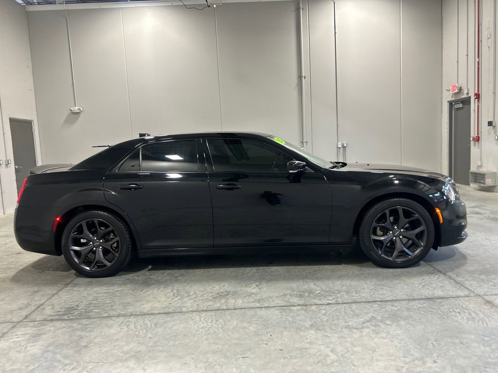 Used 2023 Chrysler 300 S image 5