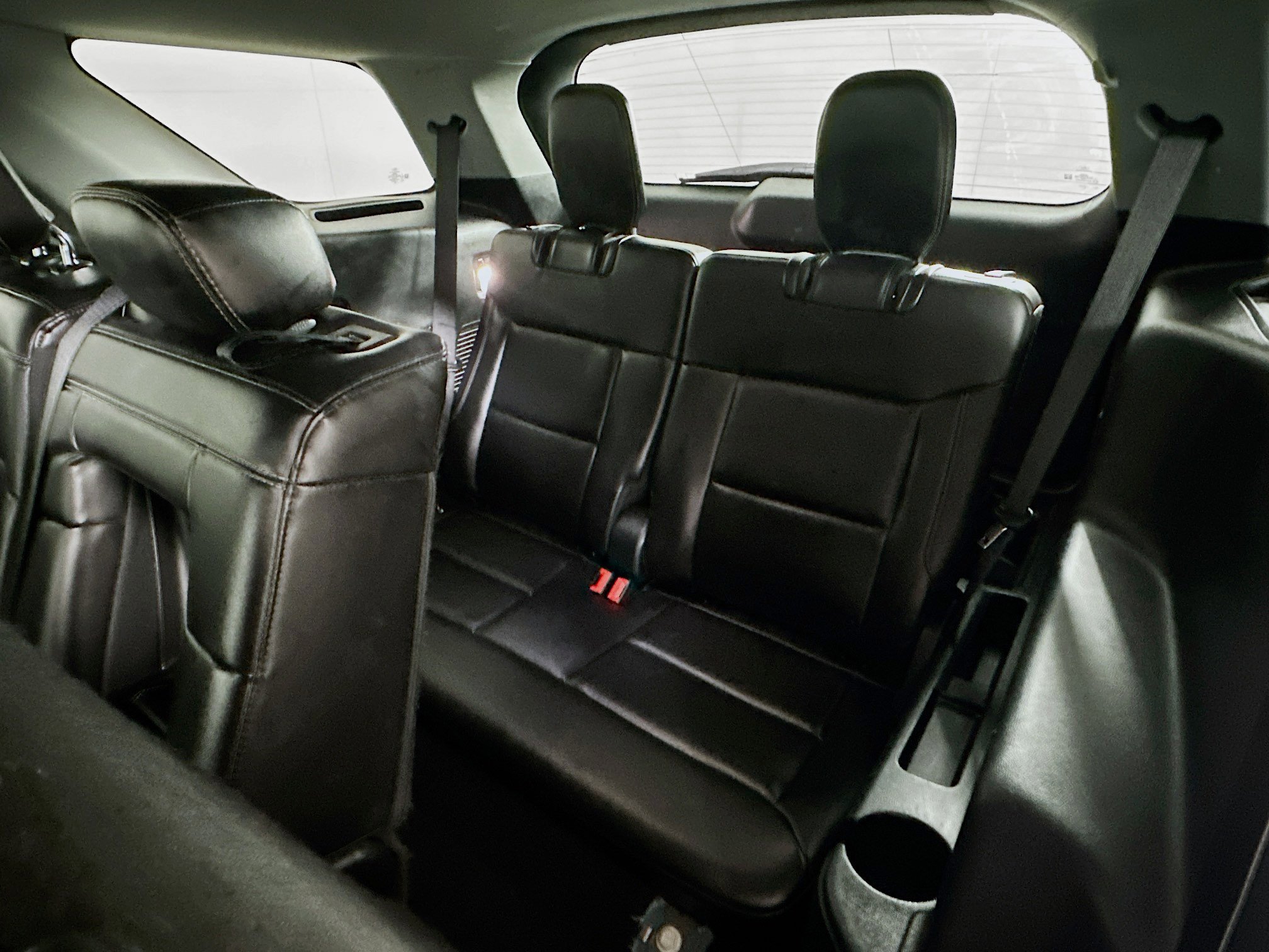 Used 2023 Ford Explorer XLT w/ Equipment Group 202A image 28