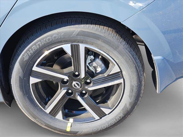 New 2025 Nissan Sentra SV FWD image 10