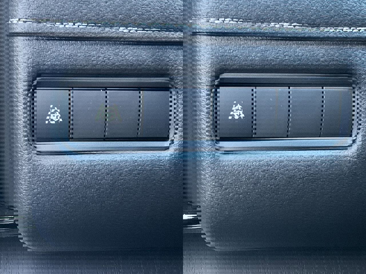 New 2026 Nissan Armada SV image 30