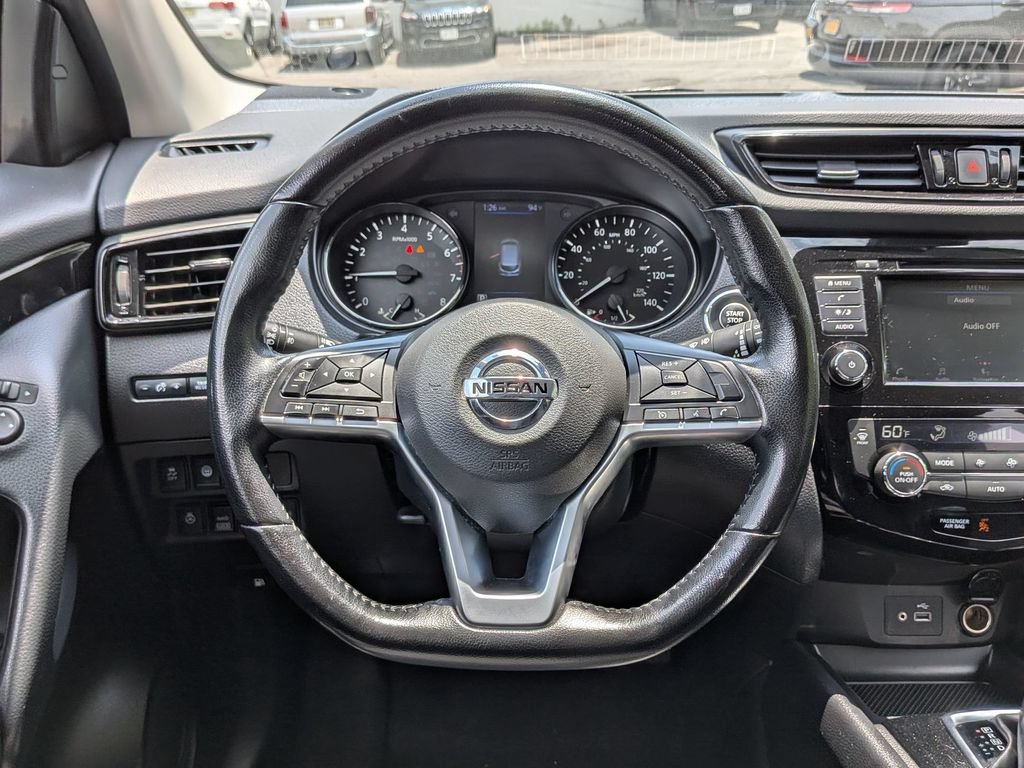 Used 2021 Nissan Rogue Sport SV AWD/4WD image 13