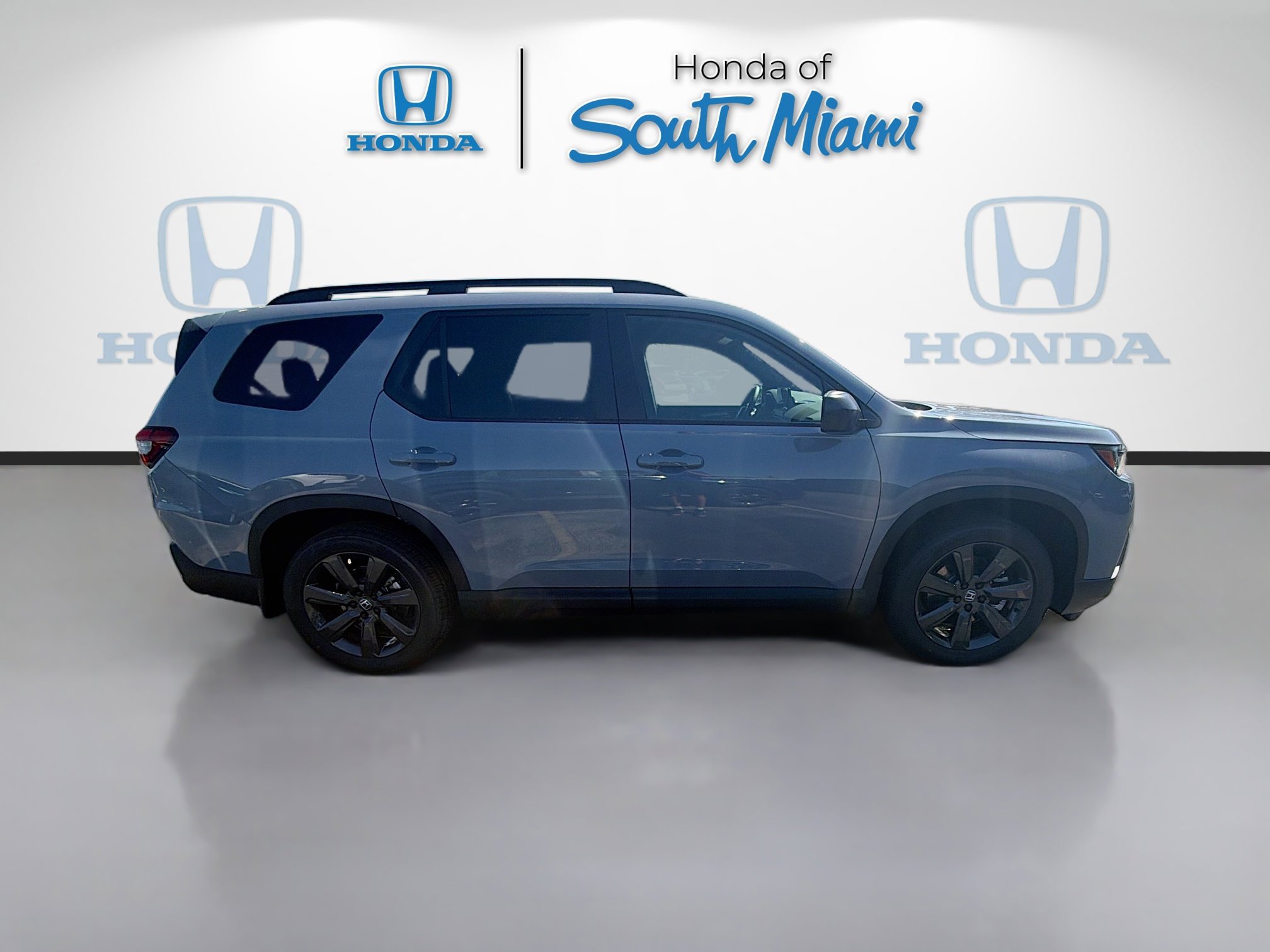 New 2026 Honda Pilot Sport image 8