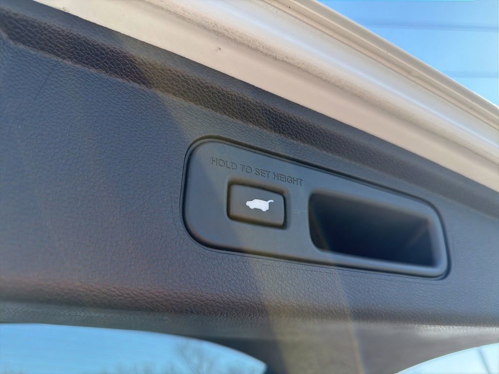 Used 2024 Honda Odyssey Elite image 24