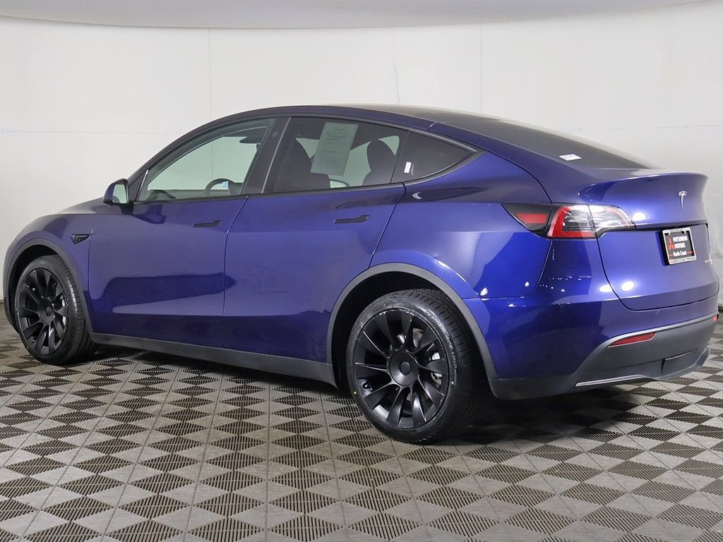 Used 2023 Tesla Model Y Long Range AWD/4WD image 13